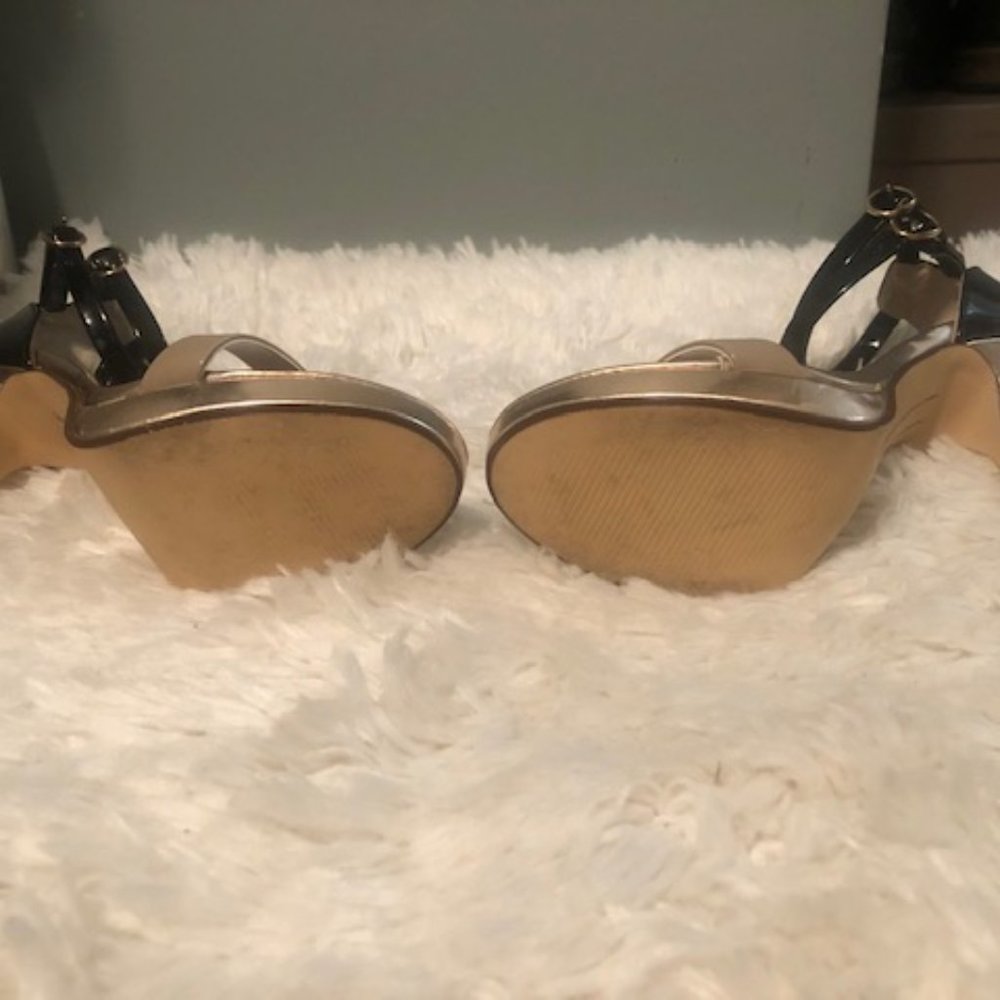 Heels - Picture 3 of 6